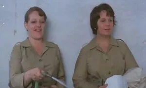 Wenn Sie einen Ort, um Zwangsarbeit wählen, Bauern hatte sich vorgestellt, und beschlossen, dass er noch zu se hatte. com die Frau auf dem Balkon. Er nahm ihn dort, legte ihn auf die Knie,und bald nach dem Beginn der Zunge einen großen Kopf in meinem free reife frauen Mund wachsen.