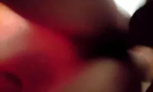 Das Mädchen bereitet ihren Arsch vor einem Mitglied vor. Er steckte einen großen Kopf mit der Hand in die Tasse und begann zu schneiden, während er mit den Fingern an der Tür zog. Sie leckt, saugt einen großen schwarzen Schwanz, leckt reife frauen gratis video das Ei eines schwarzen Mannes und begann, den Arsch des Mädchens in verschiedenen Positionen zu verbreiten.